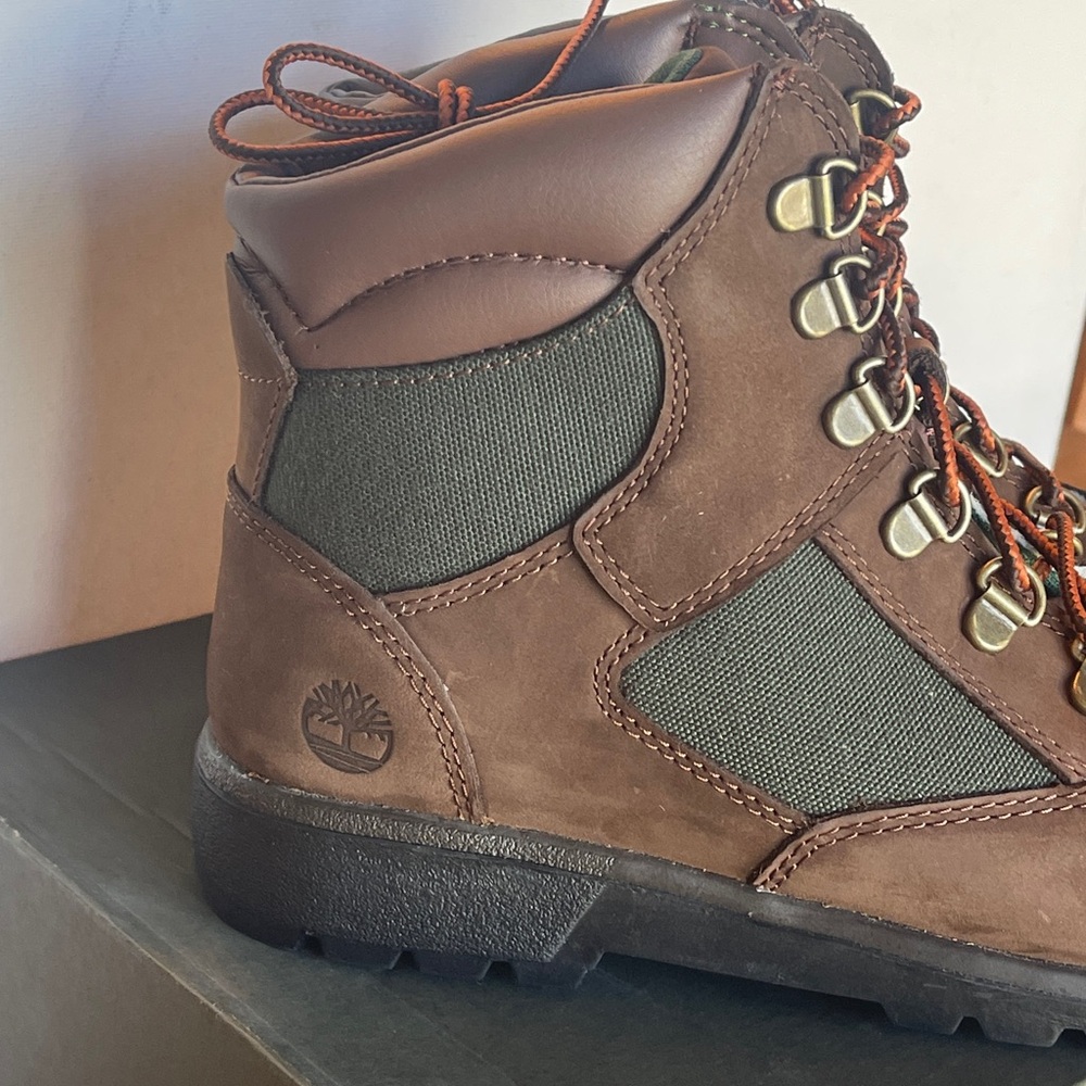 NIB TIMBERLAND FIELD LACE UP NUBUCK MENS/BOYS BOOTS SIZE 6 BROWN - Picture 5 of 17
